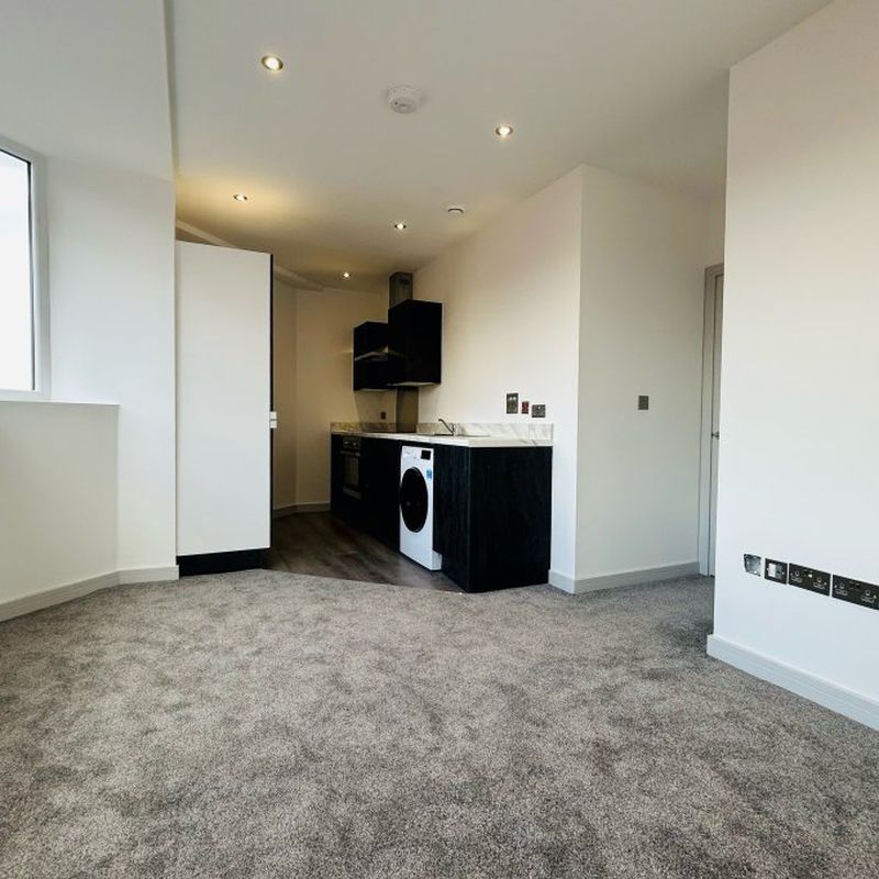 1 bedroom property to let in Prospect Hill, Redditch - £800 pcm