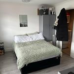 Rent 1 bedroom apartment in Potters Bar