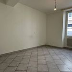 Rent 1 bedroom apartment of 32 m² in Tour-en-Sologne