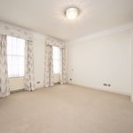 Rent 3 bedroom apartment of 156 m² in London