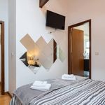 Rent 2 bedroom apartment of 120 m² in Porto