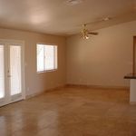 Rent 3 bedroom apartment of 181 m² in Maricopa