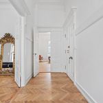 Rent 6 bedroom apartment of 253 m² in København Ø