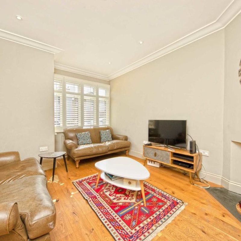 house for rent in Cotterill Road Surbiton, KT6 Southborough