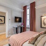 Rent 4 bedroom apartment of 225 m² in Firenze