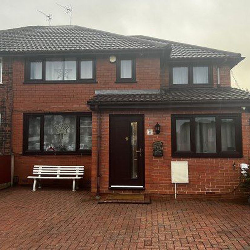 Semi-detached house to rent in Sargent Road, Stockport SK6 Lower Bredbury