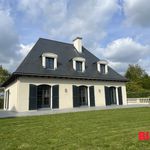 Rent 7 bedroom house of 192 m² in Chantepie