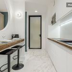 Rent 1 bedroom apartment of 33 m² in Lyon