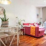 Rent a room of 94 m² in Madrid