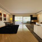 Rent 2 bedroom apartment of 157 m² in Puerto Banús