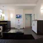 Rent 2 bedroom apartment of 44 m² in Stuttgart