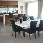 Rent 1 bedroom apartment of 284 m² in Somdet Chaophraya