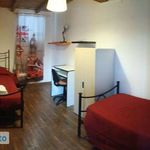 Rent 5 bedroom house of 160 m² in Roma