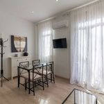 Rent 1 bedroom apartment of 33 m² in Barcelona