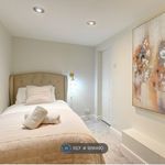 Rent 3 bedroom apartment in Harrogate