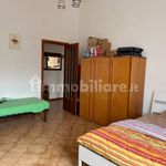Affitto 4 camera appartamento di 101 m² in Ancona