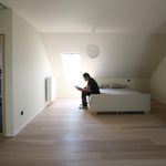 Huur 1 slaapkamer appartement van 125 m² in Hoeselt
