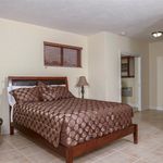 Rent 1 bedroom apartment of 310 m² in Hallandale Beach