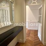 Affitto 4 camera appartamento di 130 m² in Modena