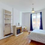 Rent 5 bedroom apartment of 114 m² in Villeurbanne