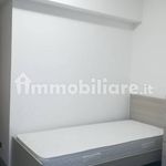 Affitto 4 camera appartamento di 66 m² in Bari