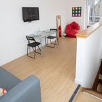Rent 6 bedroom student apartment in Edinburgh