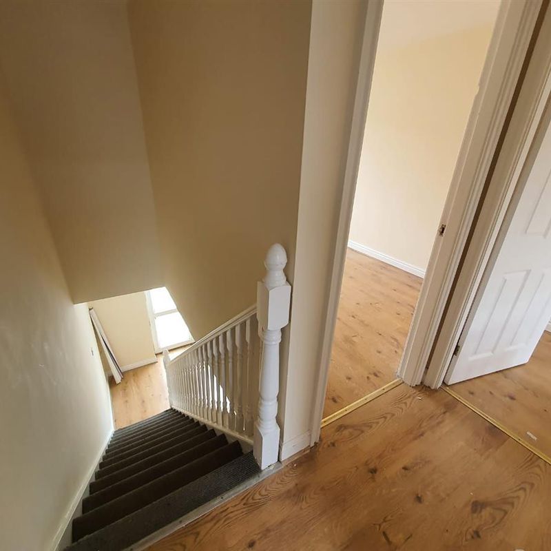 2 bedroom, terraced house, to rent Wheatley