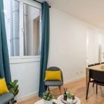 Rent a room of 201 m² in Madrid