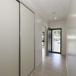 Rent 3 bedroom house of 600 m² in Cairns
