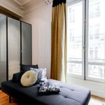 Rent 1 bedroom apartment of 94 m² in Paris