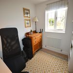 Rent 5 bedroom house in Stockport
