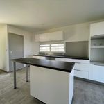 Rent 4 bedroom house of 92 m² in DUCOS