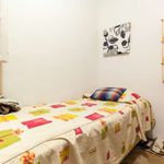 Rent a room of 135 m² in Madrid