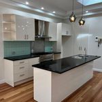 Rent 5 bedroom house in Sydney
