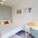 Rent 4 bedroom apartment of 75 m² in Rouen