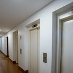 Rent 1 bedroom apartment of 102 m² in Lisboa