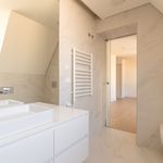 Rent 3 bedroom apartment of 144 m² in Lisbon