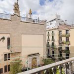 Rent 2 bedroom apartment of 17 m² in Barcelona