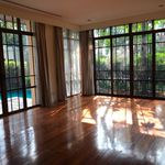 Rent 1 bedroom house of 560 m² in Bangkok
