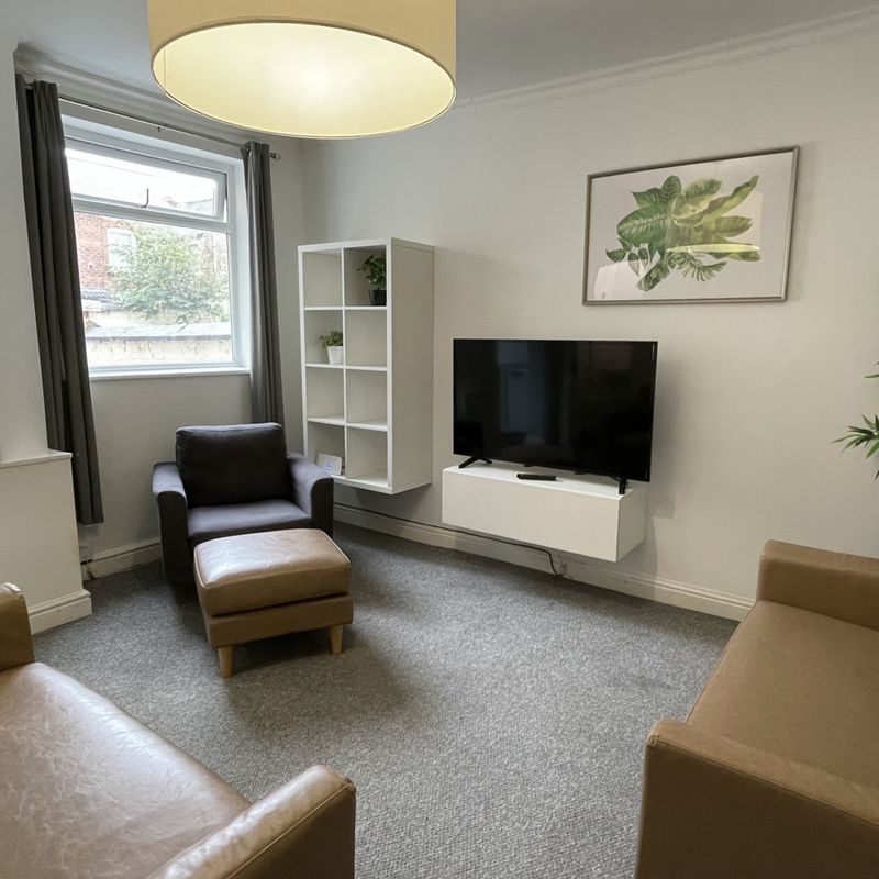 To Rent - 11 Brookside Terrace, Chester, Cheshire, CH2 From £120 pw