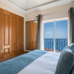 Rent 3 bedroom house of 300 m² in Funchal