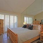 Rent 2 bedroom apartment of 124 m² in Palm Desert