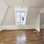 Rent 1 bedroom apartment of 72 m² in Tour-en-Sologne