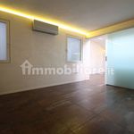 Rent 3 bedroom apartment of 110 m² in Thiene