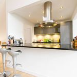 Rent 3 bedroom apartment of 130 m² in London