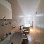 Rent 5 bedroom house of 90 m² in Fiumicino
