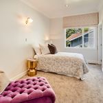 Rent 4 bedroom house in Wellington