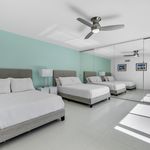 Rent 3 bedroom apartment of 197 m² in Indian Wells