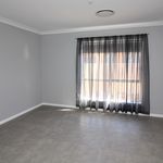 Rent 4 bedroom house in Griffith