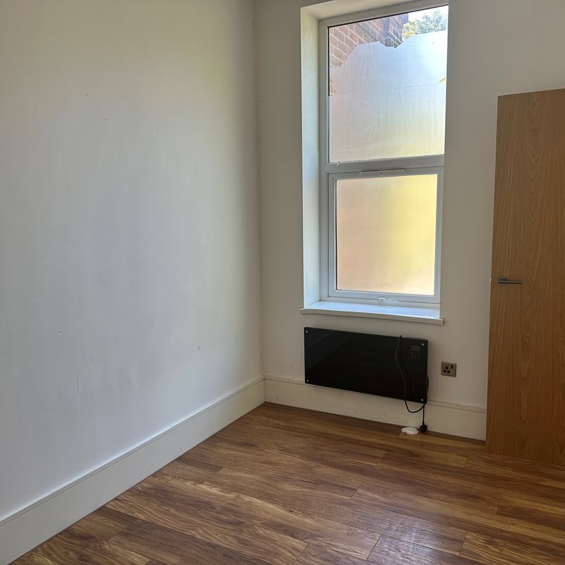 apartment, for rent at 131A Sandgate Road Folkestone Kent CT20 2BL, United Kingdom